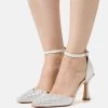 Alma En Pena Klassieke Pumps - White 1 Alma En Pena Klassieke Pumps - White -Alma En Pena 3b64ad57f44348d8b08ec533e4bcaaca