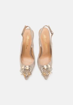 Alma En Pena Klassieke Pumps - Beige -Alma En Pena a430a919a03c426b9e53638111928323